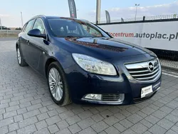Niebieski (metalik) Używany 2011 Opel Insignia Kombi | 26 800 zł