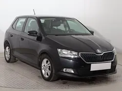 Czarny Używany 2019 Skoda Fabia Hatchback | 34 999 zł (Uczciwa cena)