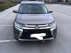 Szary Używany 2017 Mitsubishi Outlander SUV | 68 000 zł (Uczciwa cena)