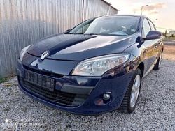 Niebieski Używany 2010 Renault Mégane III Hatchback | 16 900 zł