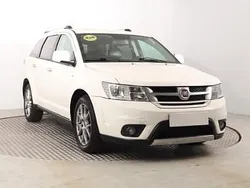 Biały Używany 2012 Fiat Freemont SUV | 32 999 zł (Uczciwa cena)