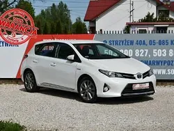 Biały Używany 2013 Toyota Auris Hybrid Hatchback | 45 900 zł (Uczciwa cena)
