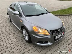 Używany 2011 Suzuki Kizashi Sedan/Limuzyna | 29 999 zł