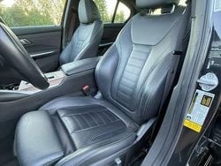 Czarny Używany 2019 BMW 330 Sport Line Sedan/Limuzyna | 121 500 zł (Uczciwa cena)