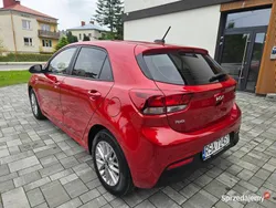 Bordowy Używany 2022 Kia Rio Sedan/Limuzyna | 57 900 zł (Uczciwa cena)