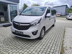 Srebrny Używany 2016 Opel Vivaro Van | 64 900 zł (Drogi)