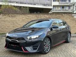 Czarny Używany 2022 Kia ProCeed 2 Hatchback | 89 000 zł (Uczciwa cena)