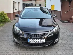 Czarny Używany 2010 Opel Astra Hatchback | 22 490 zł