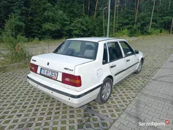 Używany 1993 Volvo 460 Sedan/Limuzyna | 12 000 zł