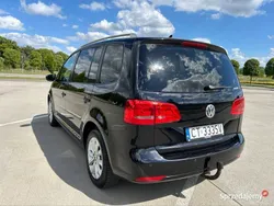 Czarny Używany 2011 VW Touran Highline Minivan | 30 900 zł (Uczciwa cena)