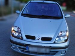 Srebrny Używany 2002 Renault Scénic Minivan | 5100 zł (Drogi)