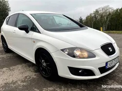 Biały Używany 2009 Seat Leon Hatchback | 26 900 zł (Dość drogi)