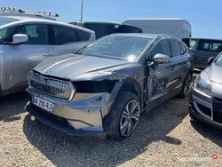 Szary Używany 2023 Skoda Enyaq iV SUV | 31 000 zł