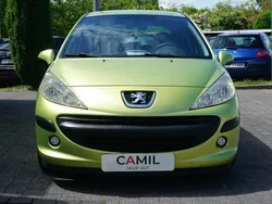 Zielony Używany 2006 Peugeot 207 Hatchback | 11 900 zł (Dość drogi)