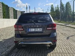 Szary Używany 2018 Dodge Journey SUV | 65 000 zł