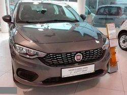 Brązowy (metalik) Używany 2017 Fiat Tipo Sedan/Limuzyna | 57 900 zł
