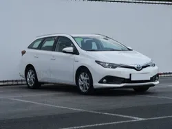 Biały Używany 2015 Toyota Auris Kombi | 47 999 zł (Super Cena)