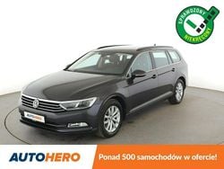 Czarny Używany 2019 VW Passat Comfortline Kombi | 71 100 zł (Uczciwa cena)