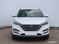 Biały Używany 2015 Hyundai Tucson SUV | 54 999 zł (Uczciwa cena)