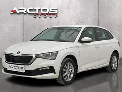 Biały Używany 2020 Skoda Scala Hatchback | 41 900 zł (Dość drogi)