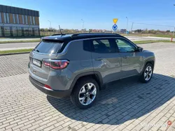 Szary Używany 2020 Jeep Compass SUV | 84 900 zł (Uczciwa cena)