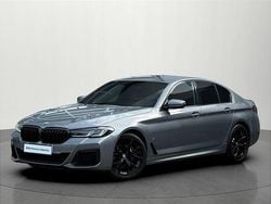 Szary skyscraper m metalizowany Używany 2022 BMW 520 Shadowline Sedan/Limuzyna | 194 900 zł (Drogi)