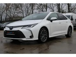 Biały Używany 2023 Toyota Corolla Sedan/Limuzyna | 89 430 zł (Super Cena)