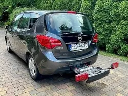Szary Używany 2010 Opel Meriva Minivan | 16 000 zł (Dobra cena)