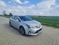 Srebrny Używany 2014 Toyota Avensis Sedan/Limuzyna | 25 500 zł