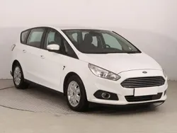 Biały Używany 2015 Ford S-MAX S Minivan | 48 499 zł (Uczciwa cena)
