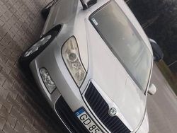 Srebrny Używany 2009 Skoda Octavia Hatchback | 13 900 zł (Uczciwa cena)