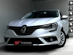 Srebrny (metalik) Używany 2020 Renault Mégane GrandTour Kombi | 49 900 zł (Dość drogi)