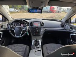 Biały Używany 2013 Opel Insignia Kombi | 22 950 zł (Uczciwa cena)