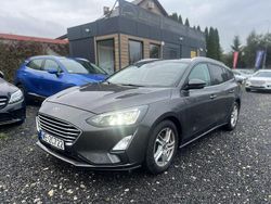 Szary (metalik) Używany 2020 Ford Focus Kombi | 45 900 zł (Uczciwa cena)