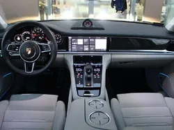 Porsche Panamera GTS