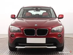 Czerwony Używany 2011 BMW X1 SUV | 41 999 zł (Uczciwa cena)