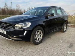 Niebieski Używany 2016 Volvo XC60 SUV | 73 900 zł