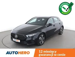 Czarny (metalik) Używany 2021 Mercedes A180 Hatchback | 85 100 zł (Super Cena)