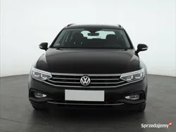 Brązowy Używany 2019 VW Passat Kombi | 68 999 zł (Uczciwa cena)