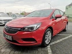 Czerwony Używany 2016 Opel Astra Hatchback | 44 900 zł (Uczciwa cena)