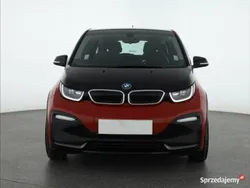 Czerwony Używany 2018 BMW i3 Hatchback | 67 999 zł (Uczciwa cena)
