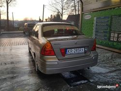 Złoty Używany 2004 Suzuki Liana Sedan/Limuzyna | 3399 zł
