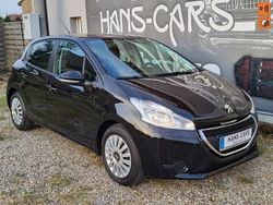 Czarny (metalik) Używany 2014 Peugeot 208 Hatchback | 24 800 zł (Uczciwa cena)