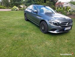 Używany 2020 Mercedes C300 | 110 000 zł (Dobra cena)