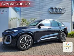 Czarny Nowe 2025 Audi Q5 Ambiente SUV | 345 300 zł