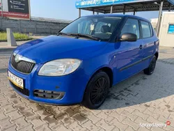 Niebieski Używany 2009 Skoda Fabia Hatchback | 10 500 zł