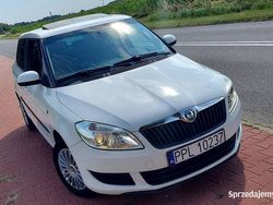 Biały Używany 2012 Skoda Fabia Hatchback | 14 000 zł (Uczciwa cena)