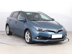 Niebieski Używany 2015 Toyota Auris Hatchback | 51 999 zł (Uczciwa cena)
