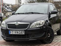 Czarny Używany 2012 Skoda Fabia Hatchback | 13 900 zł