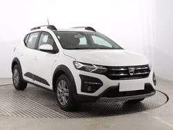 Biały Używany 2022 Dacia Sandero Hatchback | 53 999 zł (Uczciwa cena)